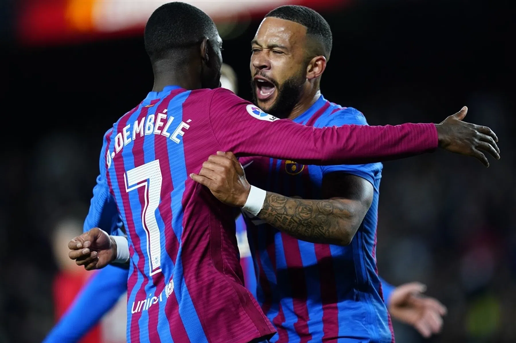 D-day Dembélé en cryptische Memphis houden Spaanse kranten bezig