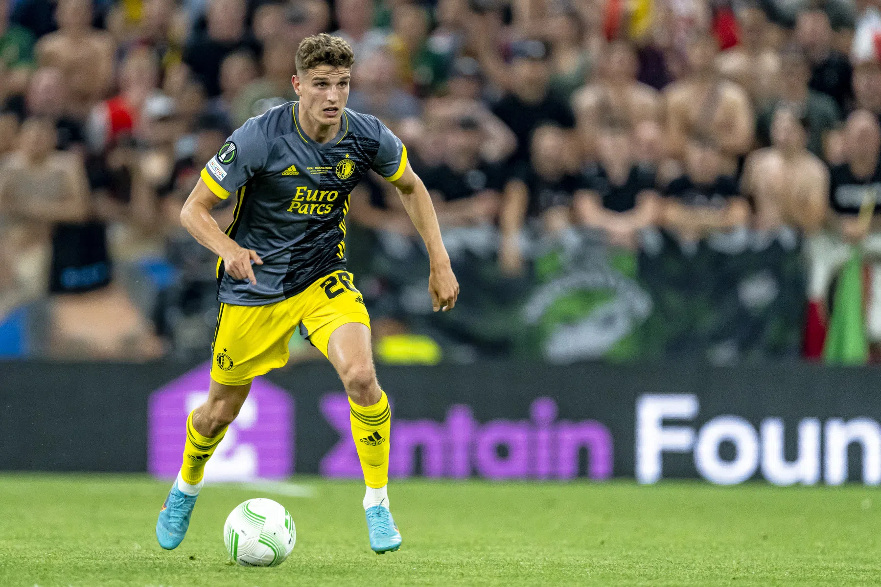 PSV toont wederom spierballen op transfermarkt: Til nieuwe doelwit 