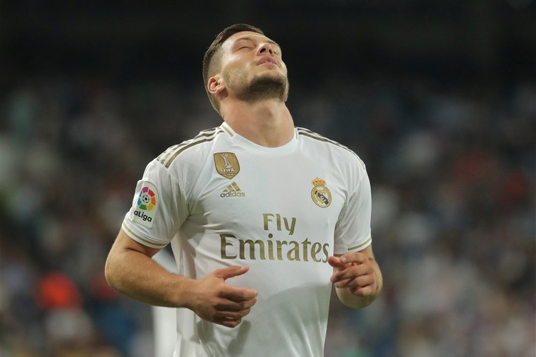 Real Madrid is verlost van Jovic en bedingt flink doorverkooppercentage 