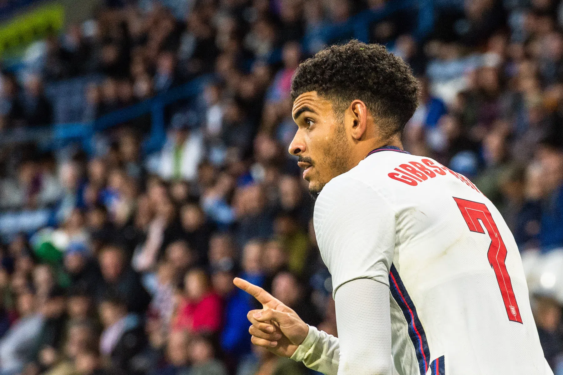 Premier League-promovendus op weg naar 100 miljoen aan transferuitgaven