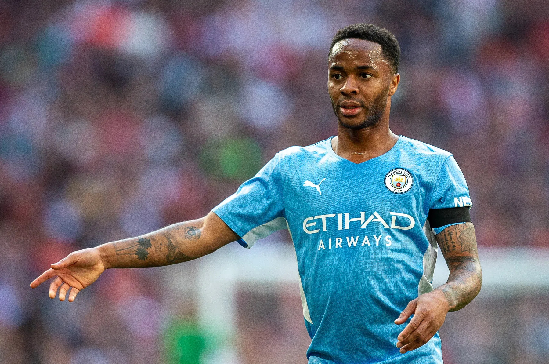Sterling neemt 'als man' afscheid van Manchester City