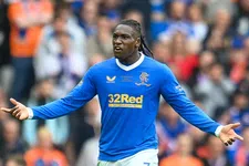 Thumbnail for article: Van Bronckhorst laat Ajax-target Bassey thuis