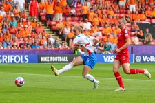 Thumbnail for article: Invalsters leiden worstelend Oranje naar kwartfinale tegen favoriet Frankrijk