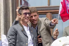 Thumbnail for article: Müller neemt op geheel eigen wijze afscheid van Lewandowski