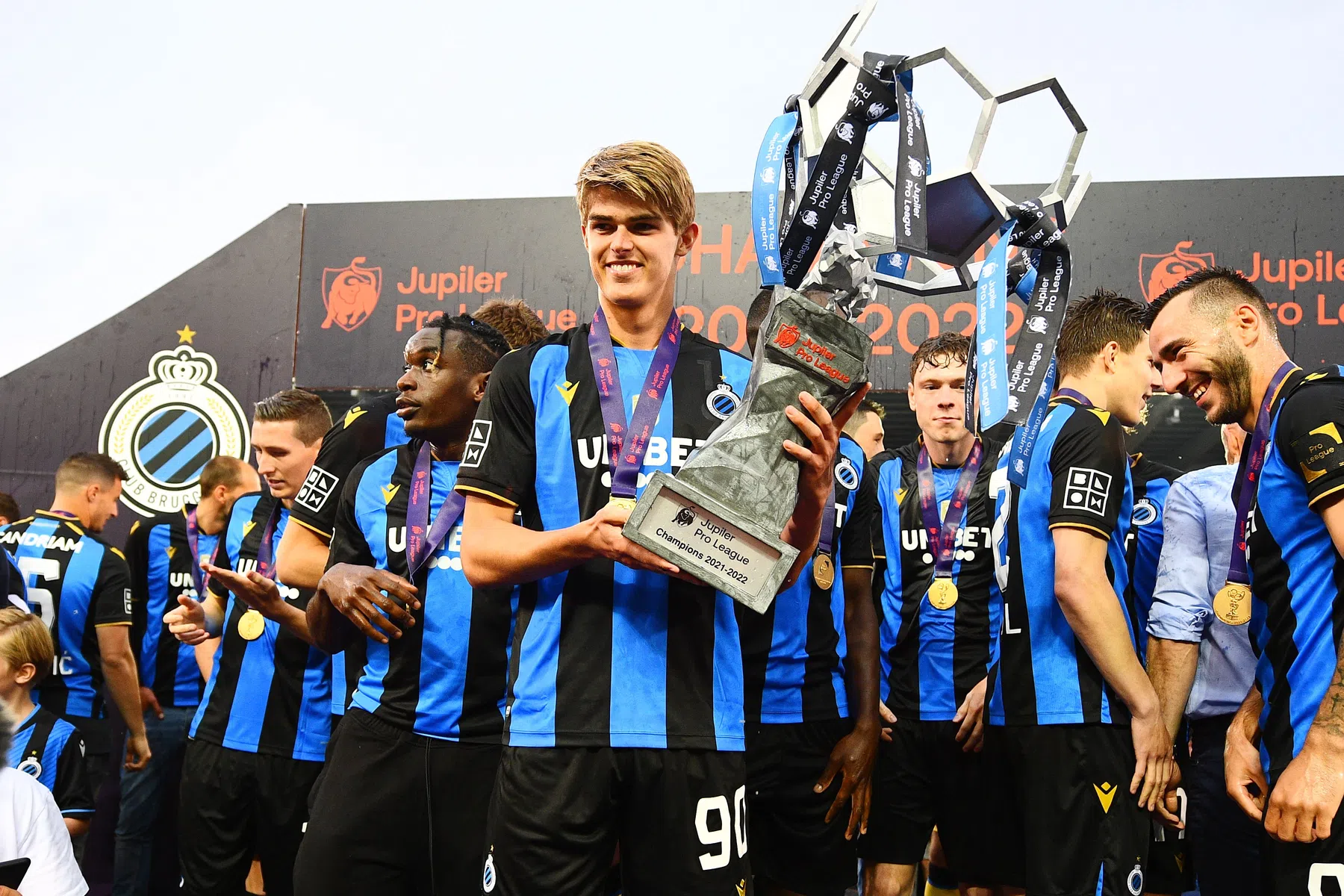 AC Milan geeft gas bij: vertrouwen in eerste toptransfer neemt toe