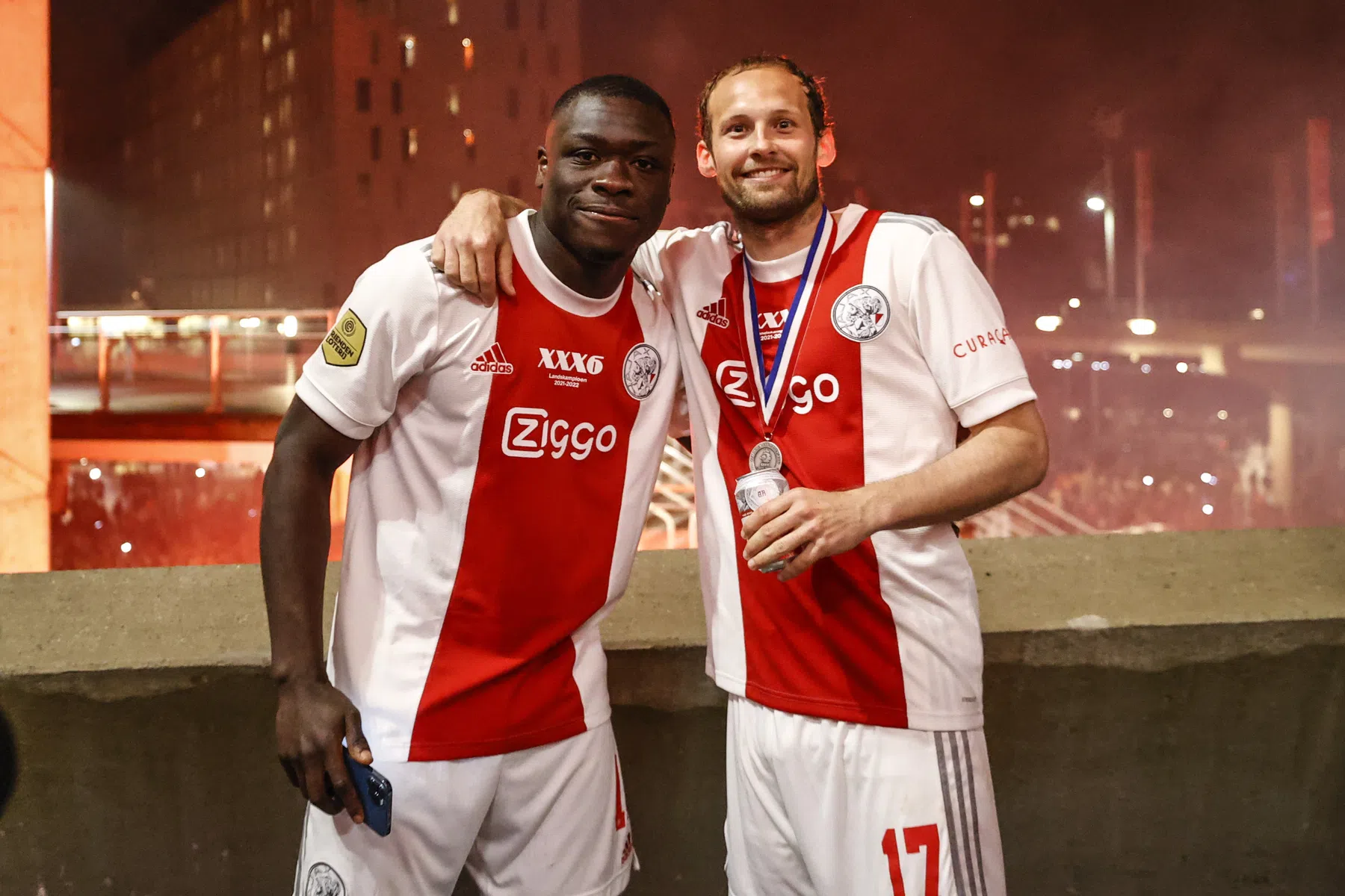 Ajax heeft ook Brobbey binnen