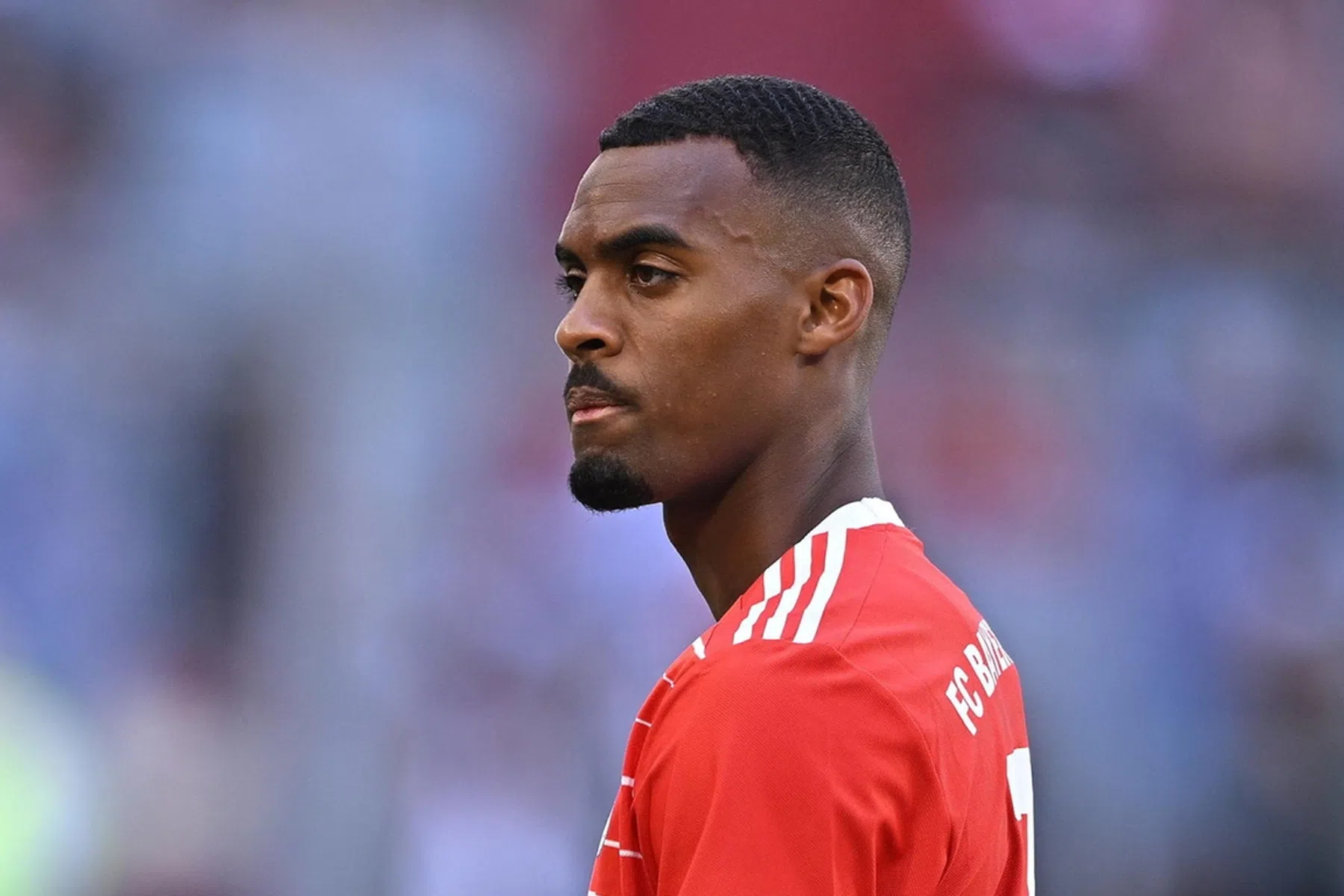 Lof voor Bayern-debutanten De Ligt, Gravenberch en Mazraoui: 'Briljante actie'