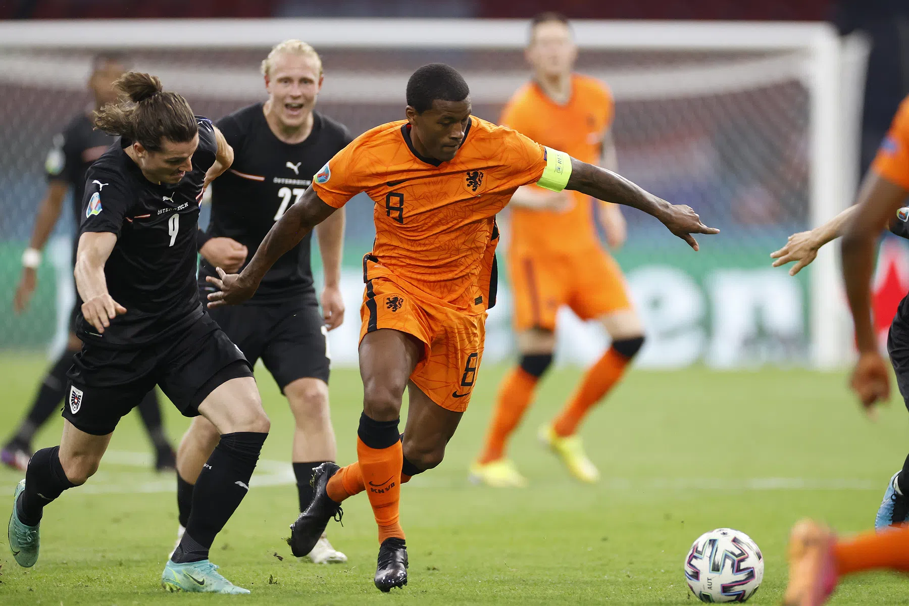 Mourinho kan Wijnaldum klaarstomen voor nieuwe rol bij Oranje