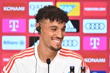 Thumbnail for article: Mazraoui duidt verschil met Ajax en kan eerste Bayern-trofee pakken