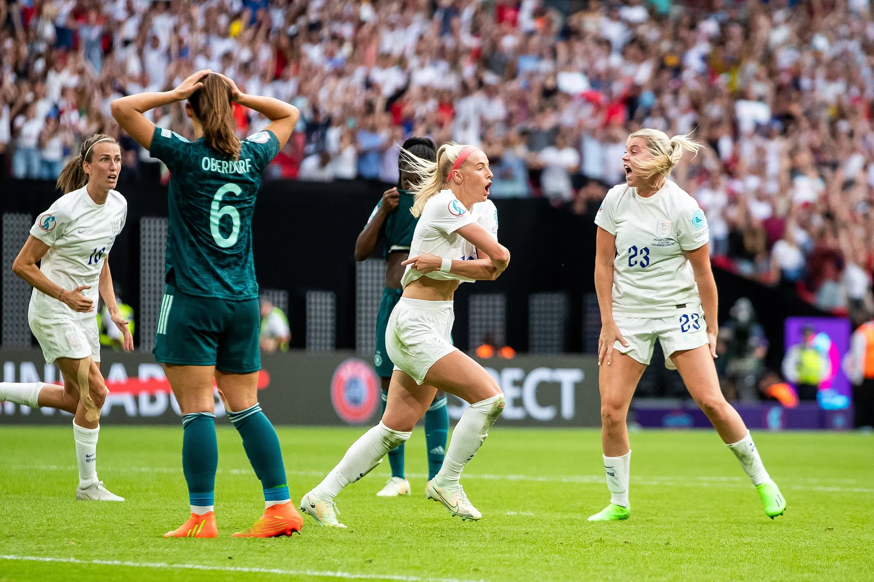 Wiegman flikt het: Engeland voor het eerst in de historie Europees kampioen