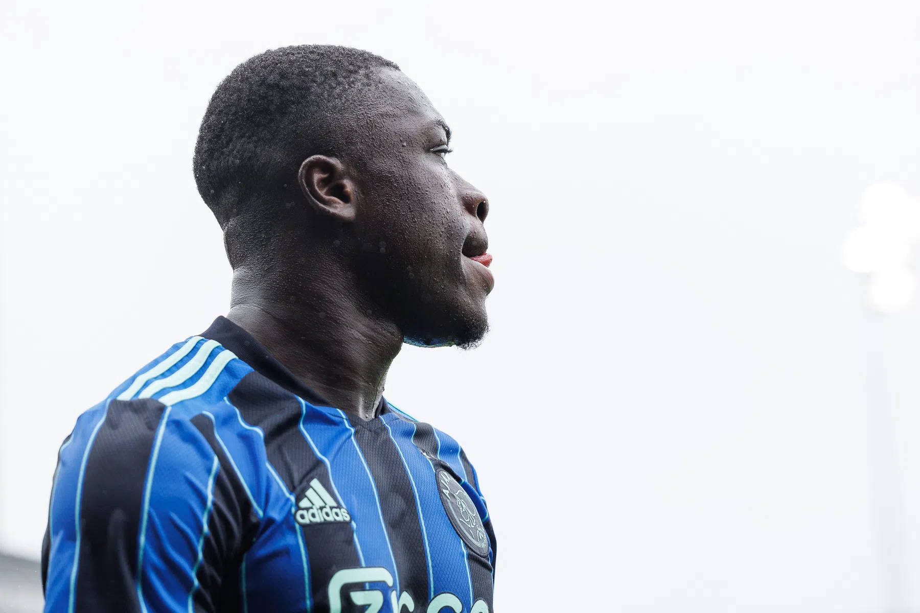 Ajax wint ondanks goal Brobbey niet bij afsluiting oefencampagne