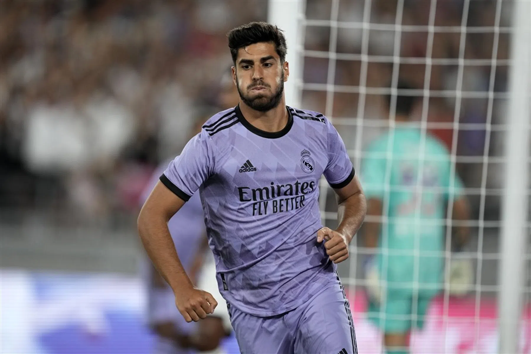 Benzema en Asensio leiden Real Madrid overtuigend langs Juventus