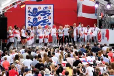 Thumbnail for article: Engeland viert feest, FA wil contract Wiegman openbreken