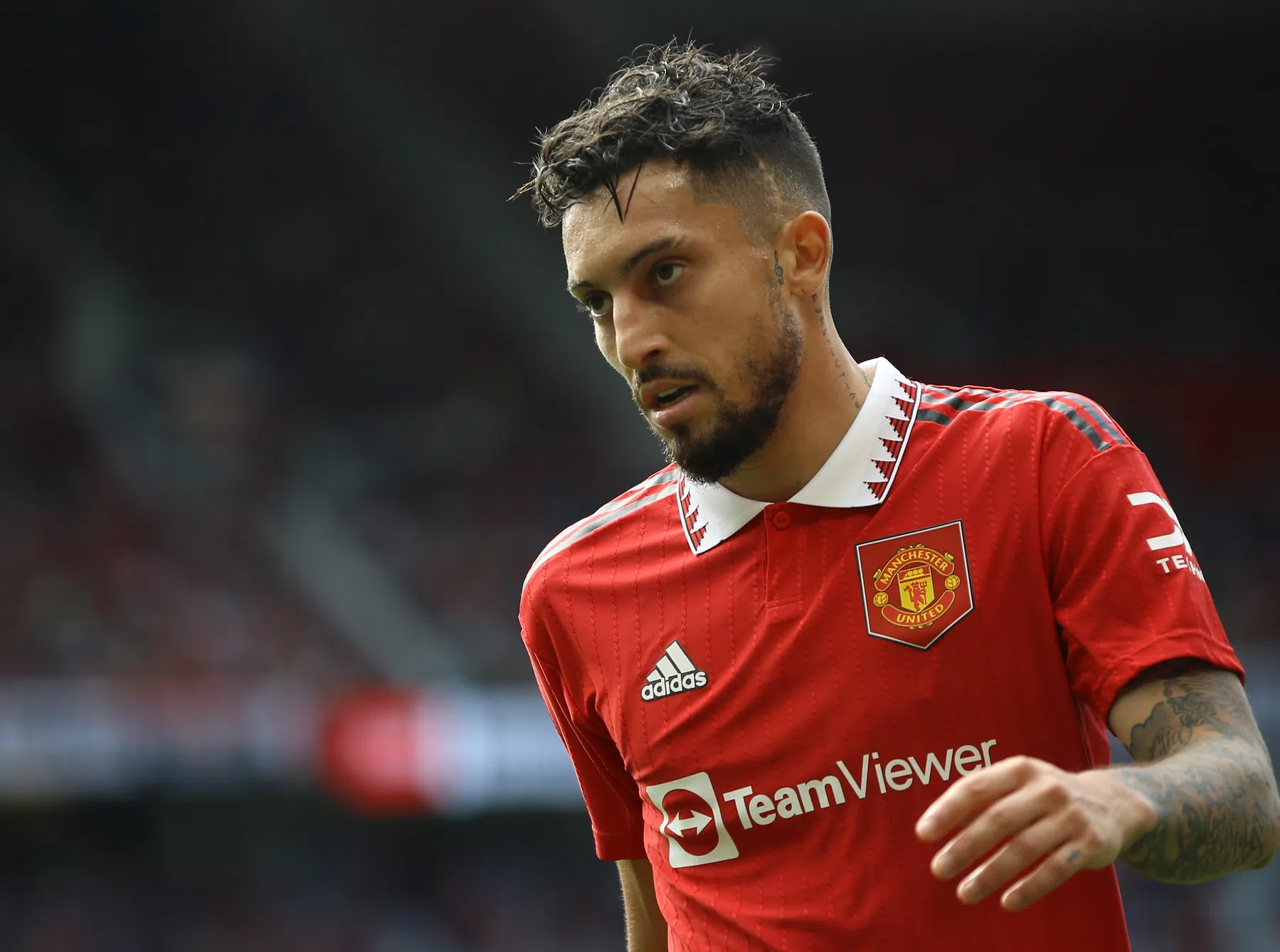 Concurrent Malacia op weg naar de uitgang bij Manchester United