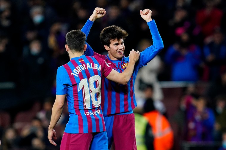 Barça zet schoonmaak voort: 'Nieuwe Iniesta' voor drie jaar naar VS