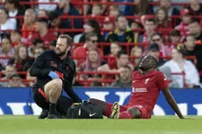Thumbnail for article: Liverpool moet Konaté missen: blijft Van den Berg nu?