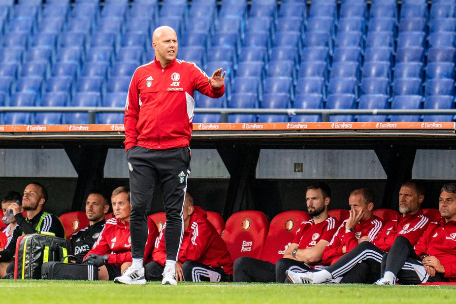 Slot ziet nieuwelingen indruk maken in aanloop naar start Feyenoord