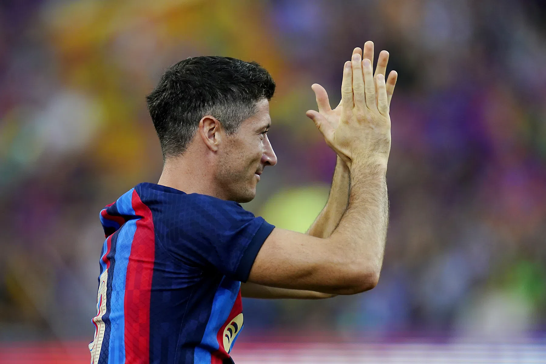 Lewandowski straalt in Camp Nou: goal en twee assists binnen twintig minuten