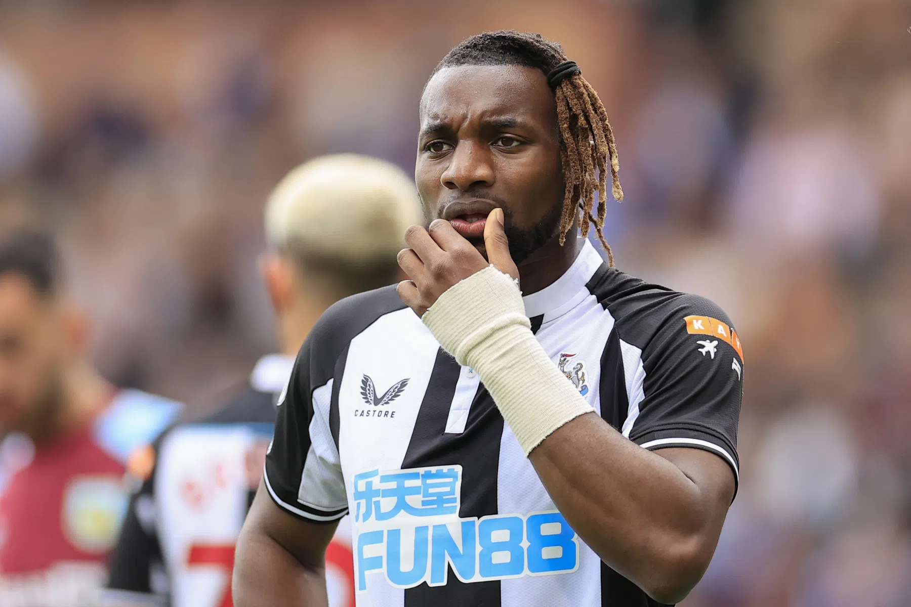 Saint-Maximin geeft fan Rolex cadeau: 'Ik ben nog steeds in shock'