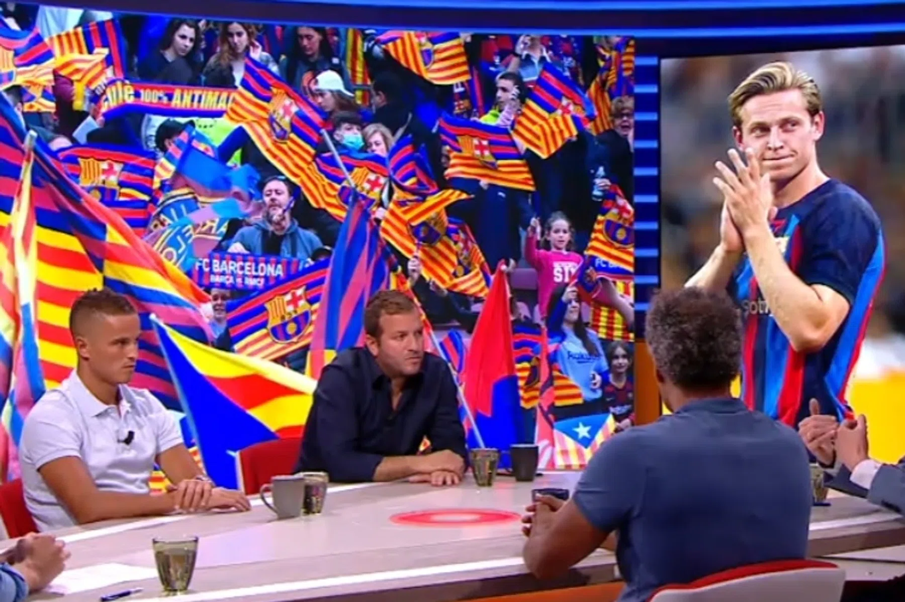 Houding Barça maakt Van der Vaart woest: 'Ze moeten zich kapot schamen'