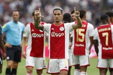 Thumbnail for article: Antony en Bergwijn swingen op feestmiddag Ajax