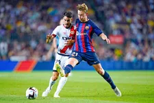 Thumbnail for article: Xavi liegt als hij zegt dat hij Frenkie de Jong een goede voetballer vindt
