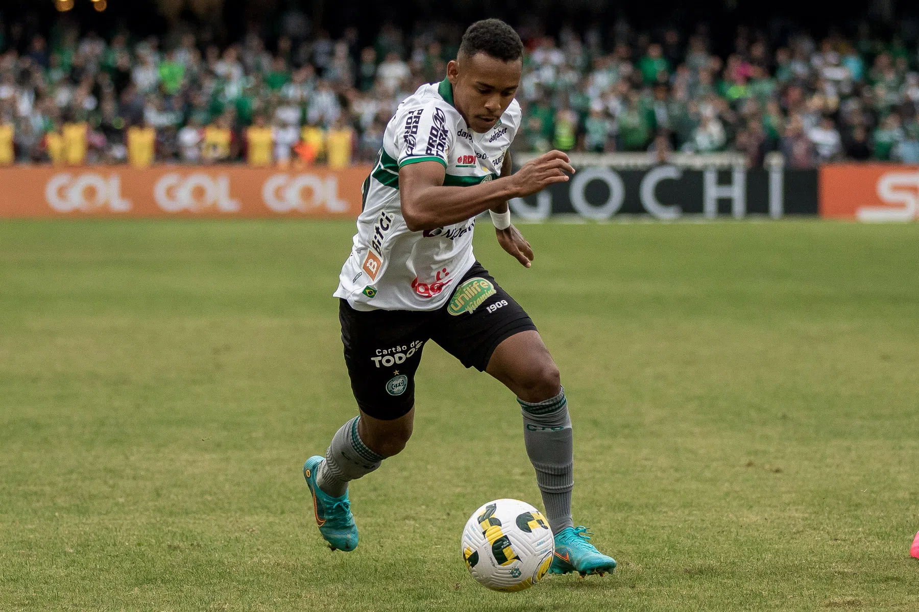Feyenoord heeft Braziliaanse opvolger van Sinisterra binnen