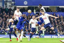 Thumbnail for article: Chelsea neemt in fel statement afstand van 'idioot' op de tribune