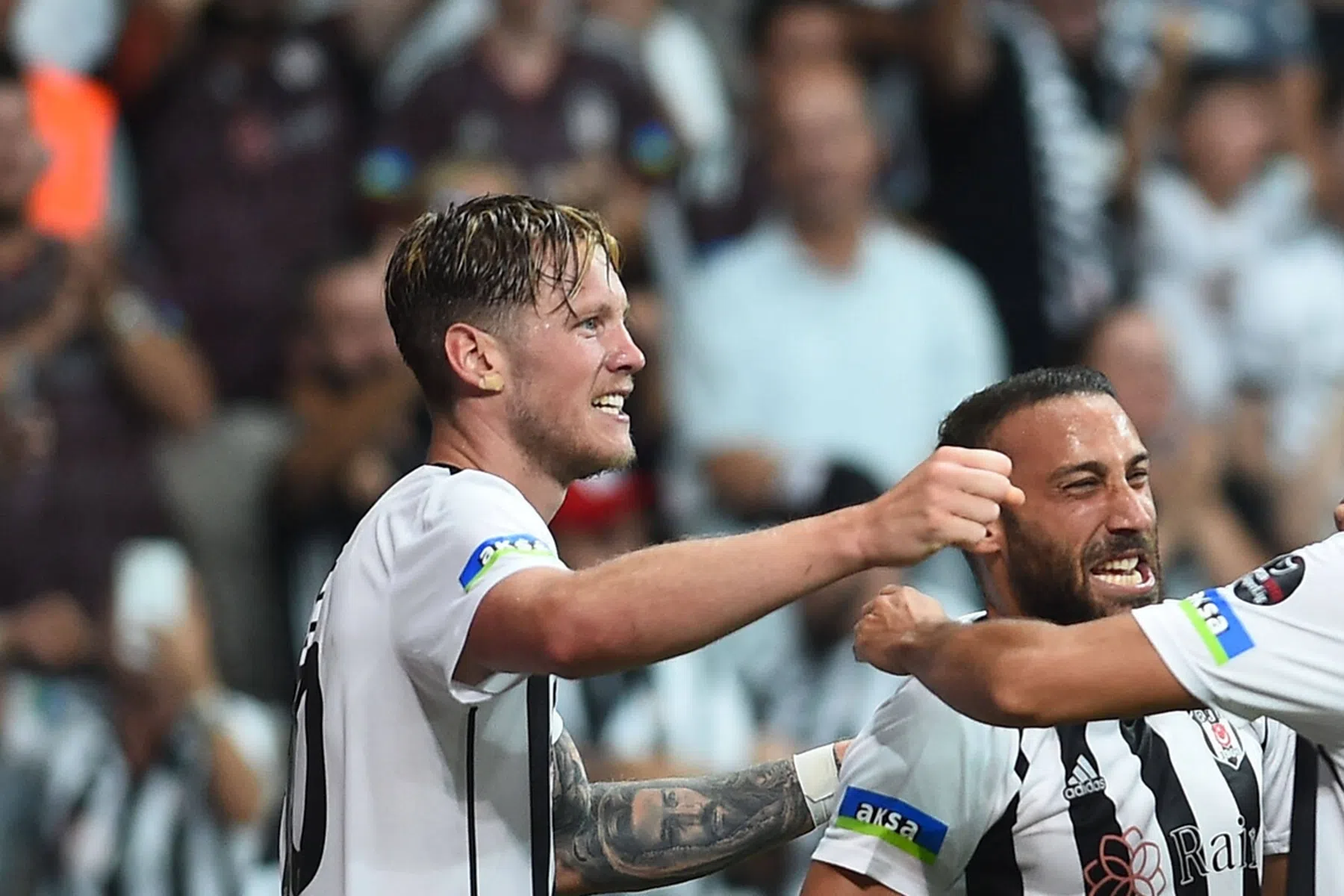 Pirlo toeschouwer bij Besiktas-primeur van Weghorst