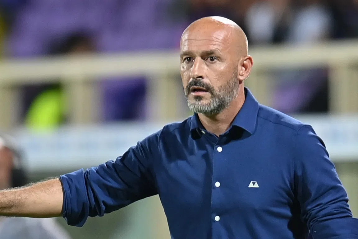 Fiorentina bijt zich in Twente-generale stuk op tien man 