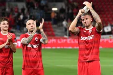 Thumbnail for article: 'Nainggolan bezorgt Van Bommel vervelende verrassing na nieuws over Wijnaldum' 