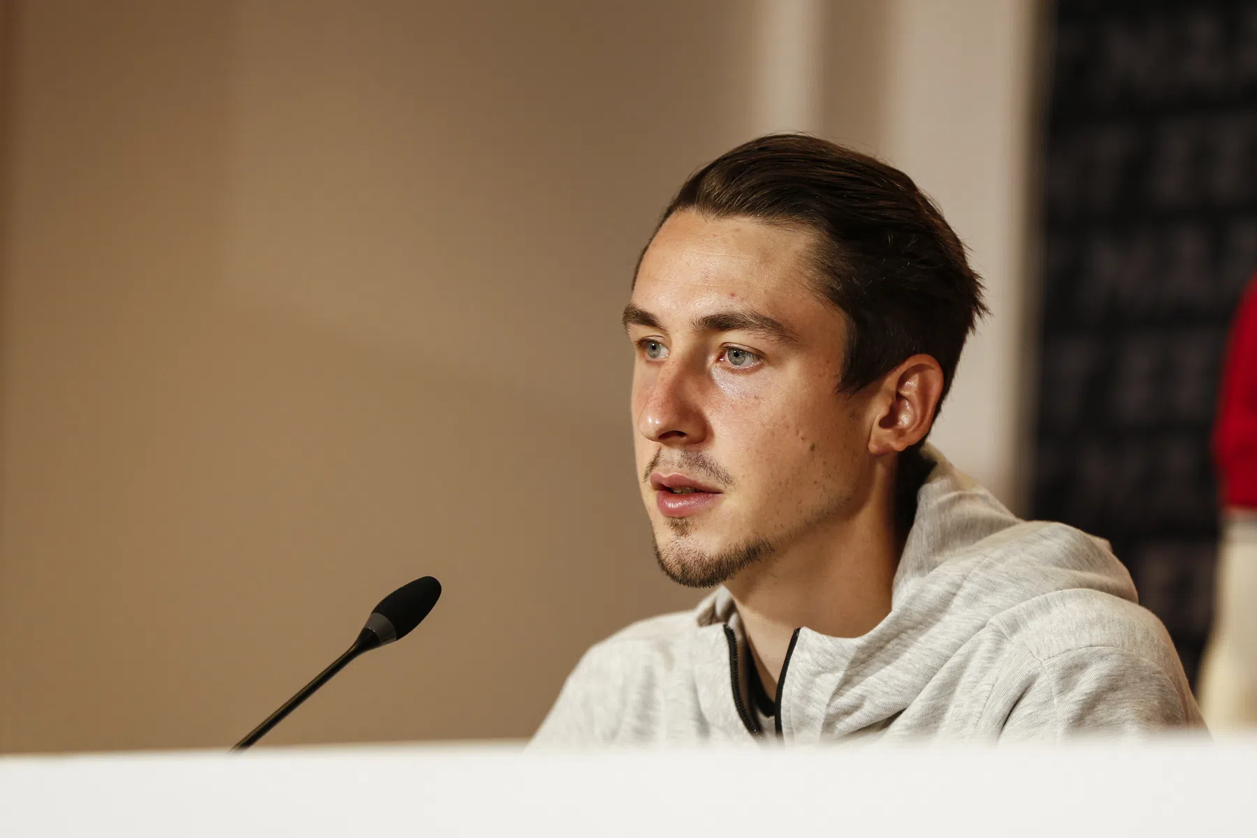 Excelsior presenteert Fein: 'Weerzien met PSV is bijzonder'