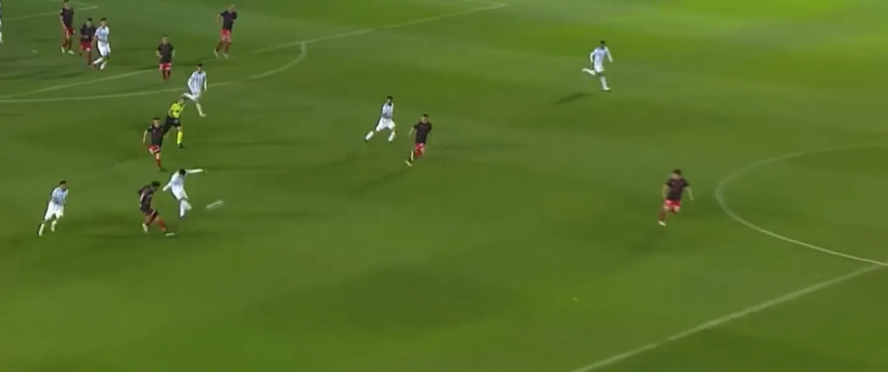 Argentijns voetbalsprookje krijgt vervolg: wereldgoal vanaf eigen helft