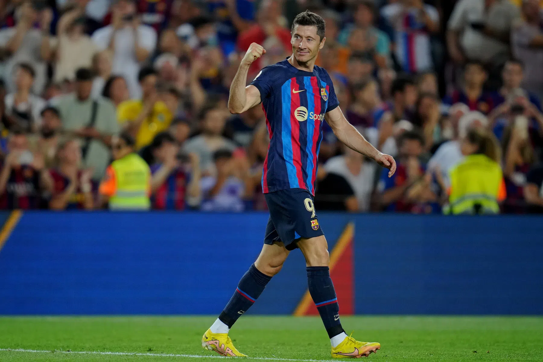 Spaanse media lyrisch: 'Killer' Lewandowski gaat strijd aan met Haaland