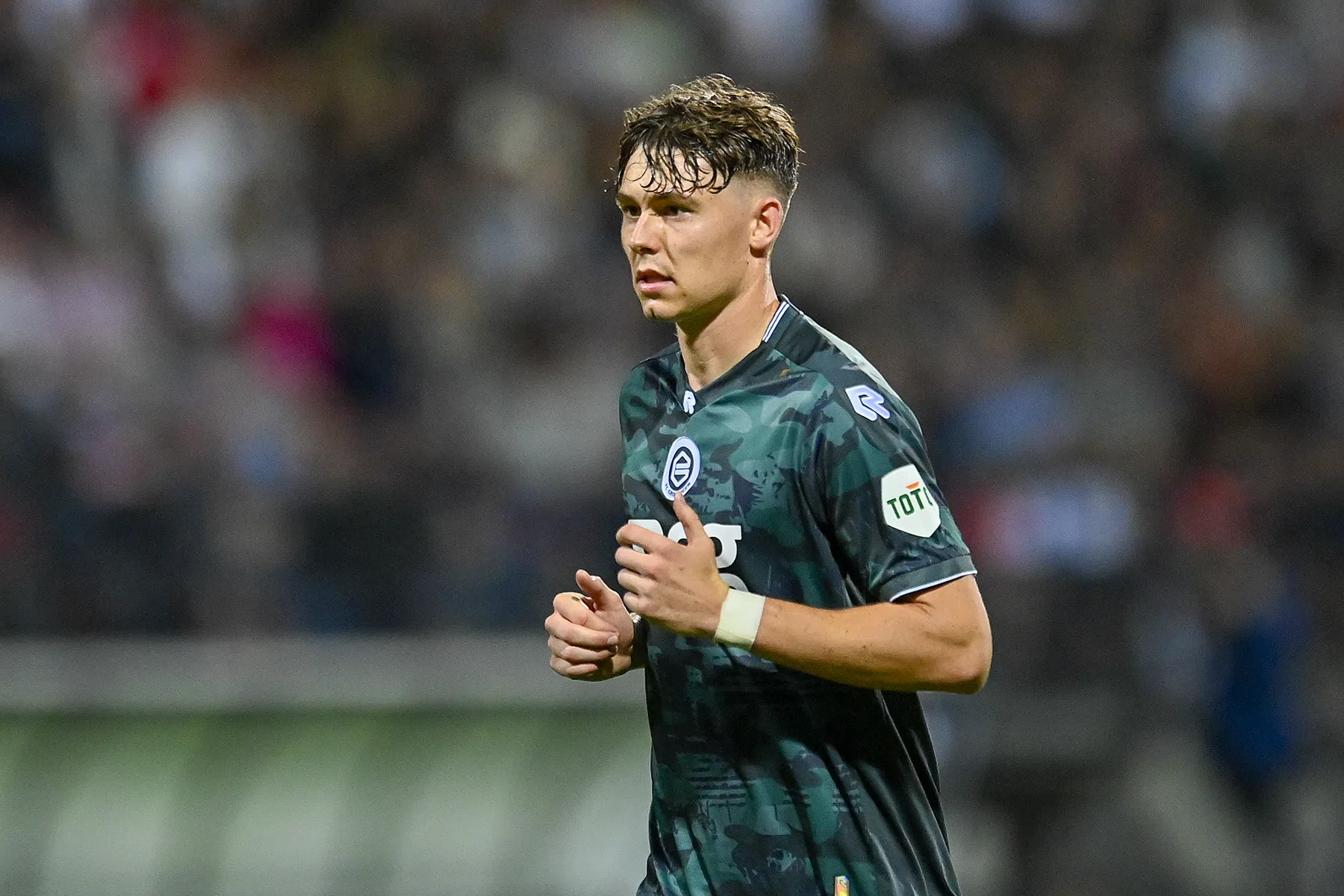 Punt achter transfersoap: Strand Larsen levert FC Groningen recordbedrag op