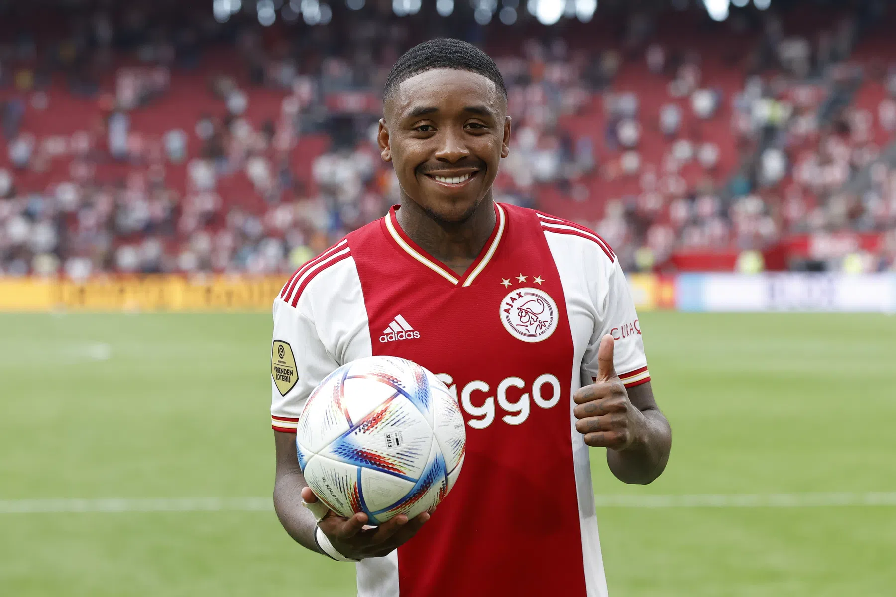 Doelpuntenmachine Bergwijn voelt zich niet te goed voor de Eredivisie