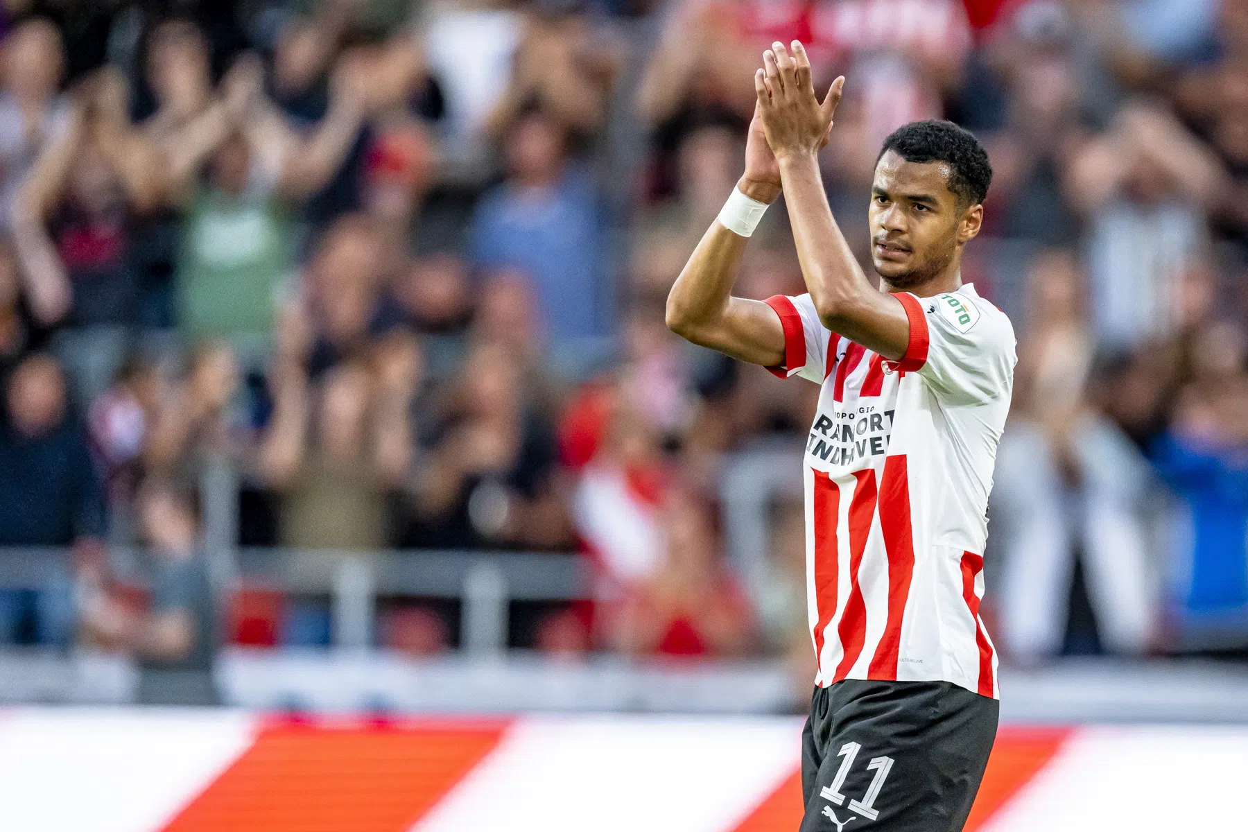 De Jong openhartig na strijd om Gakpo: over afwegingen, Man Utd en Leeds