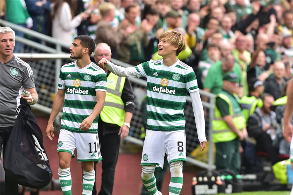 Uitbundig feestvieren met blessure: Japanner laat Celtic schrikken