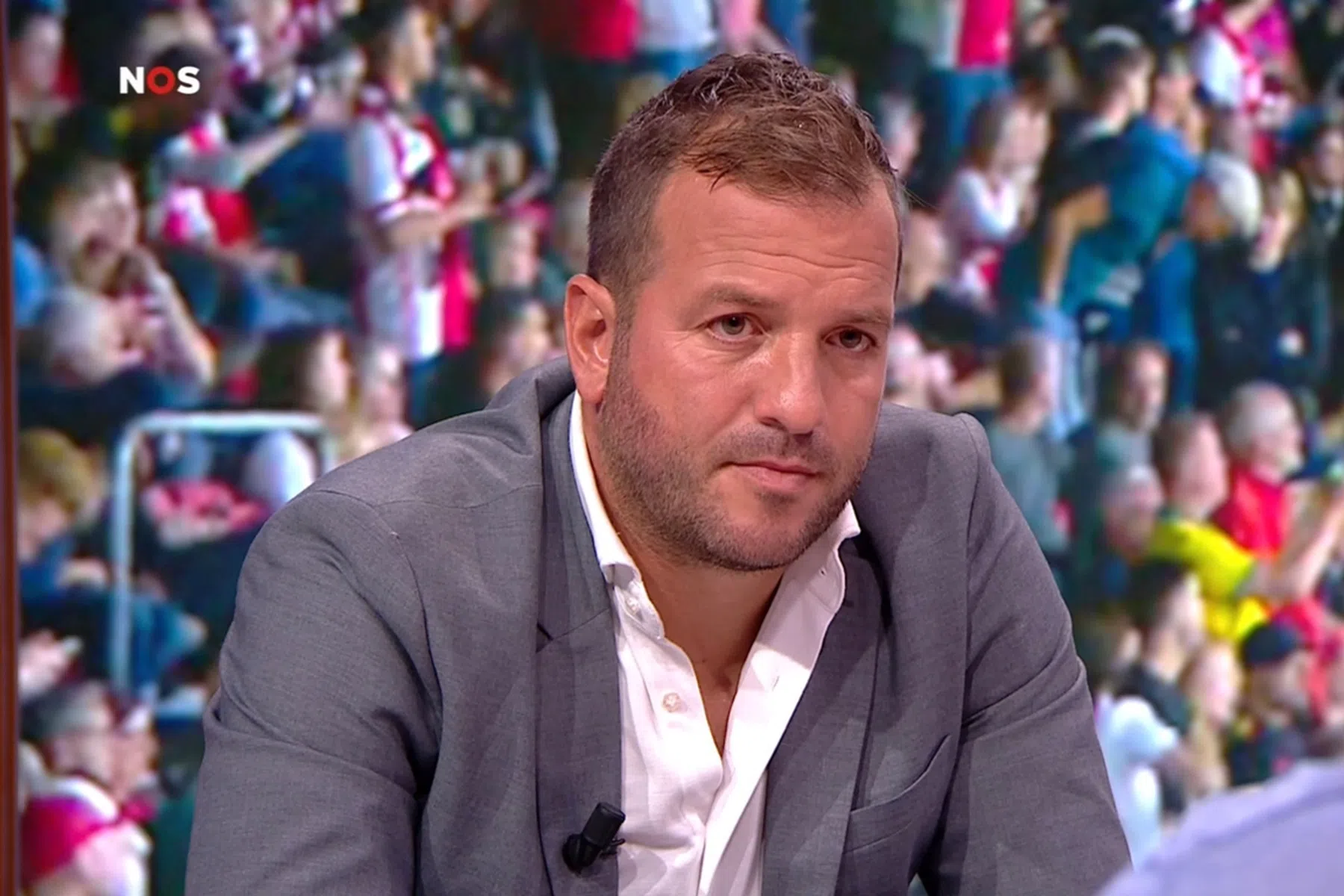 Van der Vaart: 'Ik zou bijna willen aanraden: verlaat Ajax en word basisspeler'