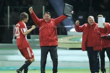 Thumbnail for article: Van doorbraak onder Van Gaal tot afscheid in stilte: Badstuber (33) zwaait af