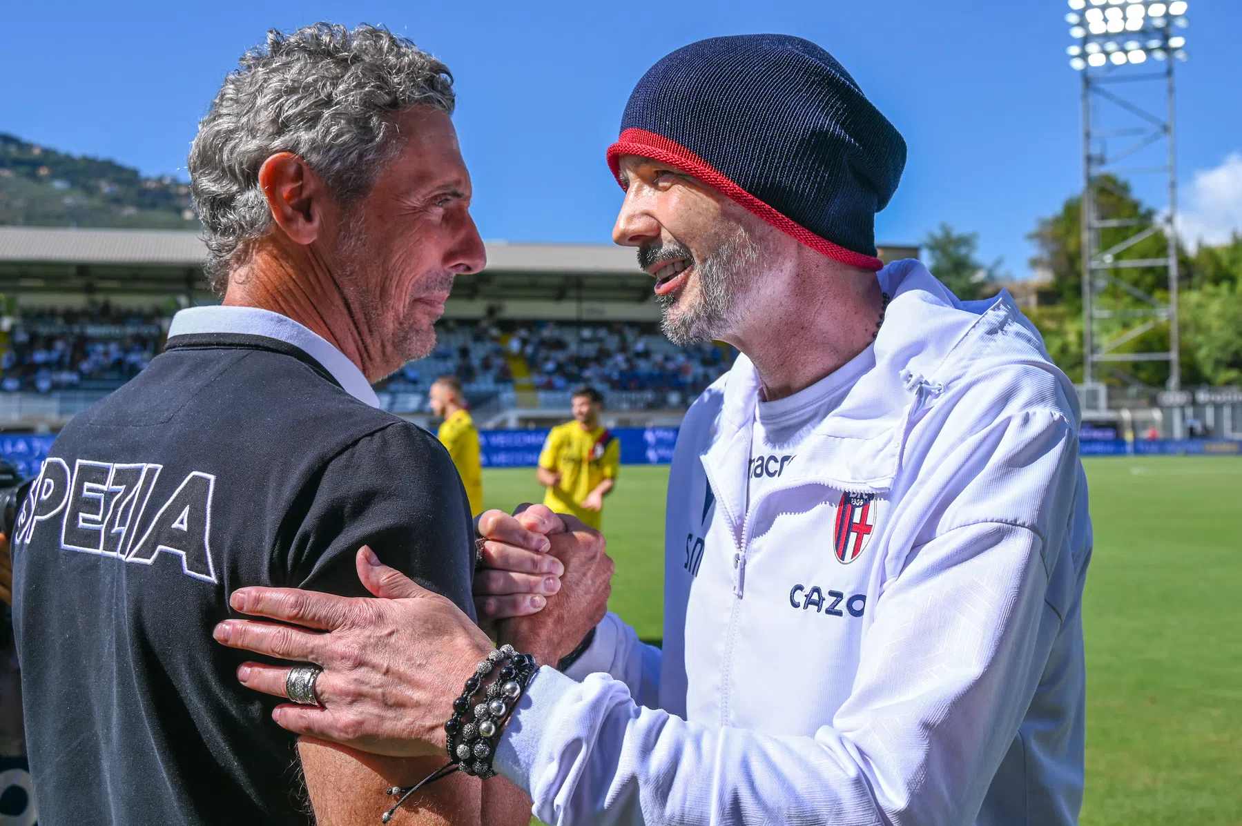Bologna ontslaat zieke trainer Mihajlovic: 'De moeilijkste beslissing ooit' 