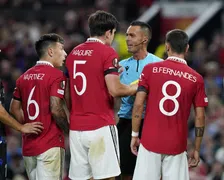 Thumbnail for article: Martínez schlemiel bij United door dubieuze strafschop