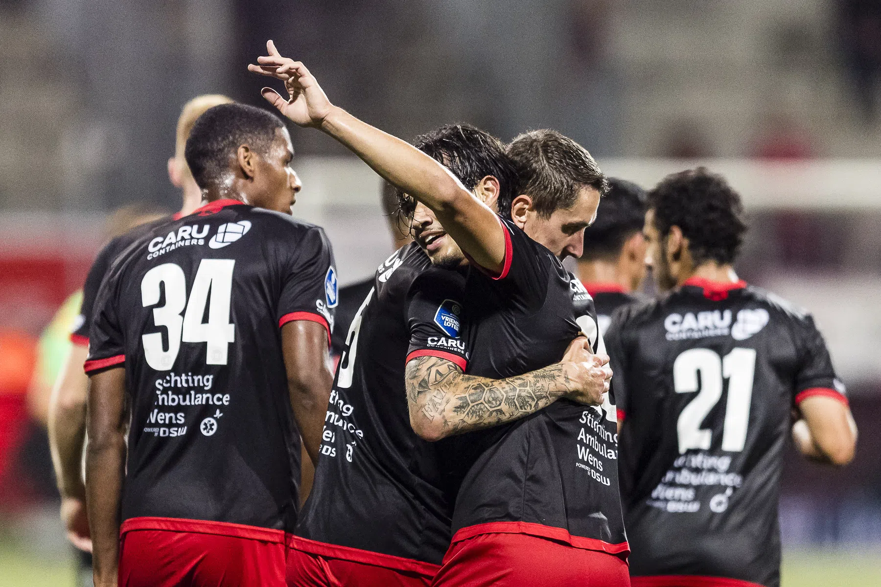 Excelsior deelt FC Emmen dreun uit in 95ste minuut