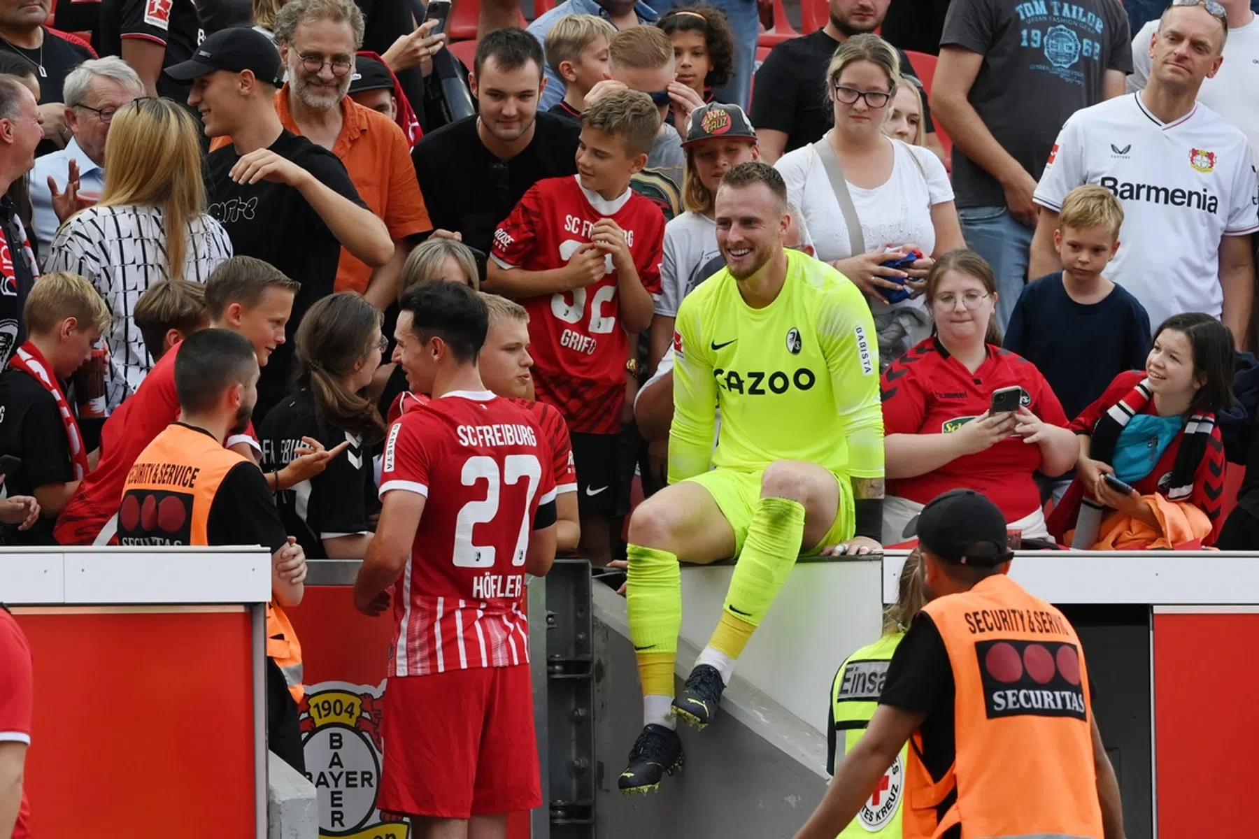 Freiburg beloont 'moderne keeper' Flekken met nieuw contract