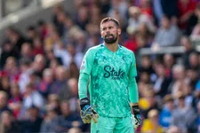 Thumbnail for article: Foster verkiest gezin boven rijkste club ter wereld en stopt