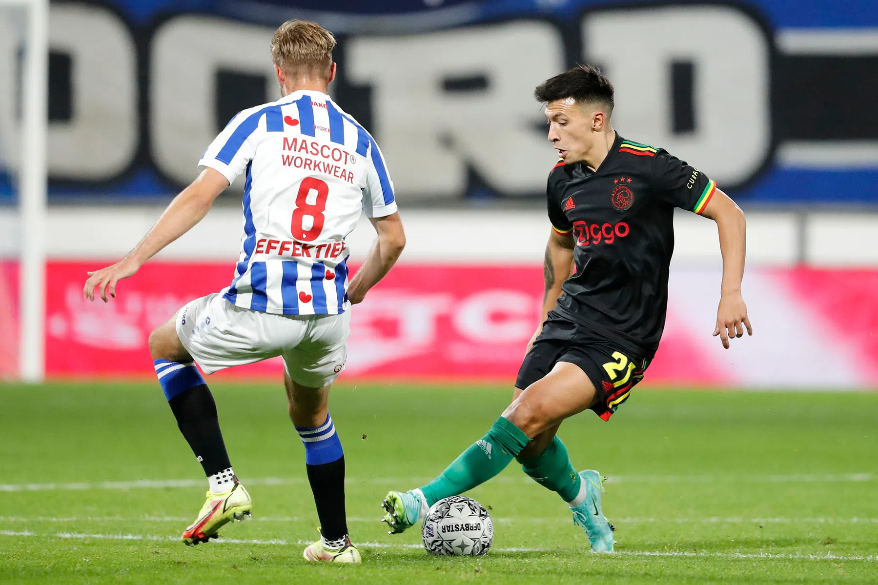 Van kathedraal tot kermis en Bob Marley: de wereld achter de voetbalshirts