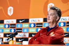Thumbnail for article: Van Gaal reageert kribbig: 'Waarom stel je mij deze vraag?'