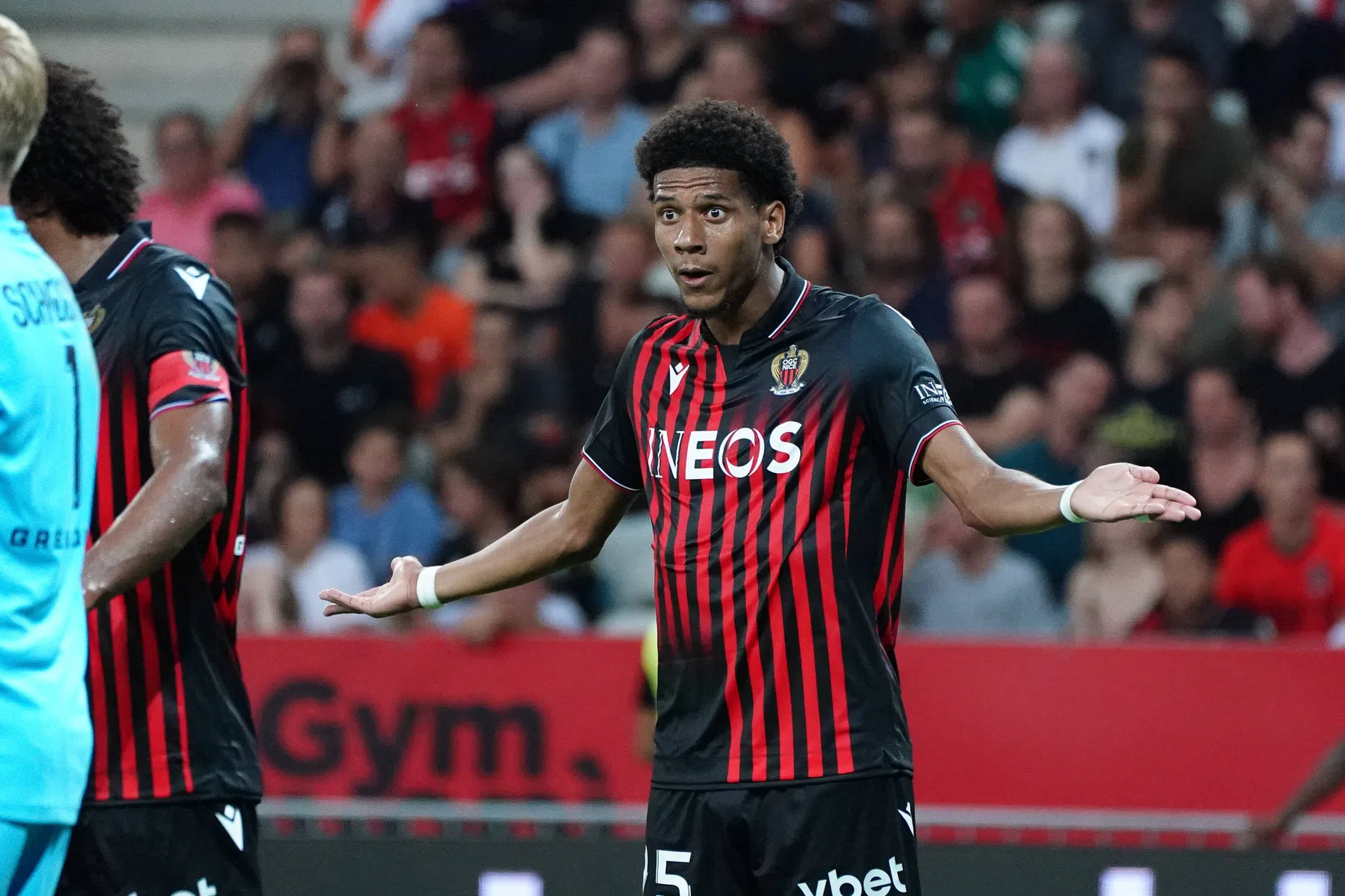 Woedende Todibo haalt na negatief Ligue 1-record uit naar 'schandalige' arbitrage