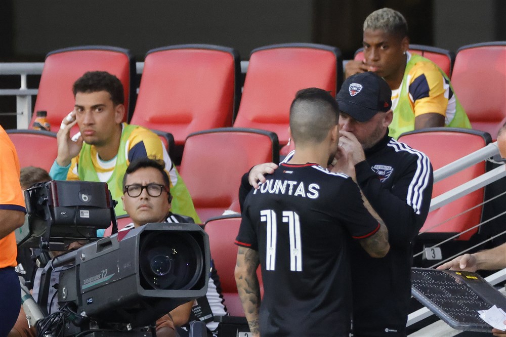 Ophef in de MLS: Rooney wisselt speler na vermeend gebruik 'n-woord'