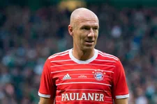 Thumbnail for article: Robben scoort op emotionele avond Pizarro